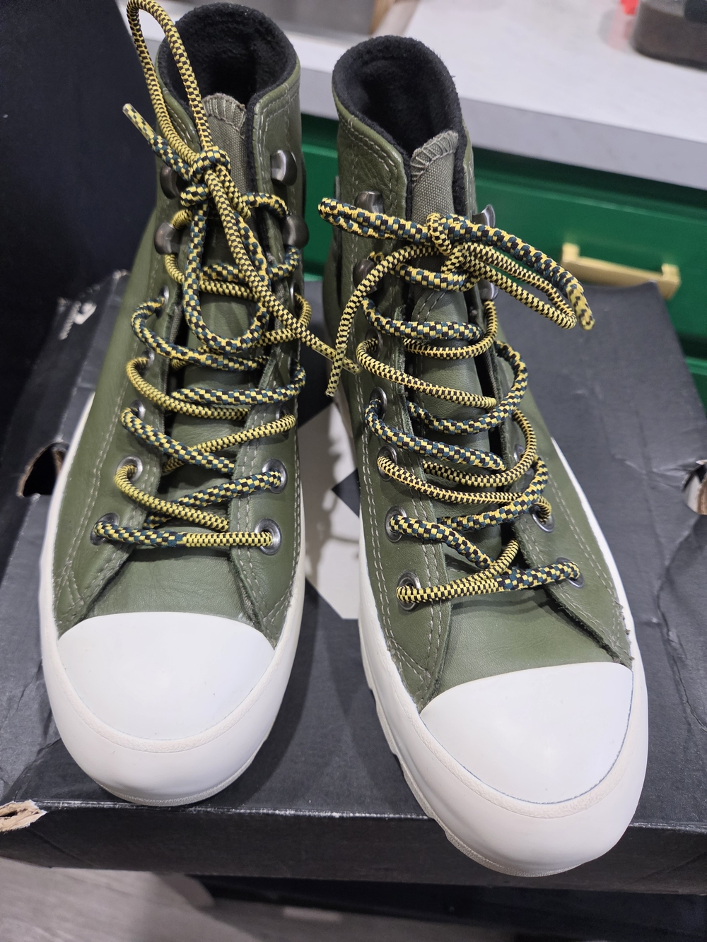Converse Gortex Olive Green High-Top Ankle Boots with Yellow-Black Laces